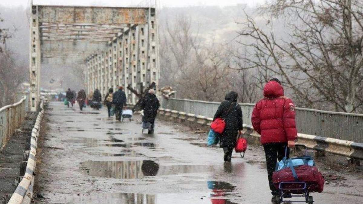 Станица Луганская. Мост между Украиной и временно оккупированными территориями Станица Луганская. Мост между Украиной и временно оккупированными территориями