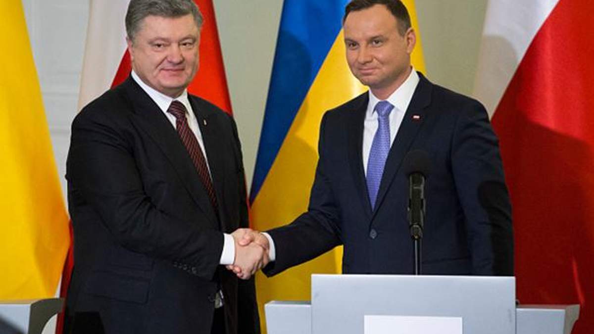Україна та Польща проведуть засідання Консультаційного комітету президентів Порошенка та Дуди Україна та Польща проведуть засідання Консультаційного комітету президентів Порошенка та Дуди