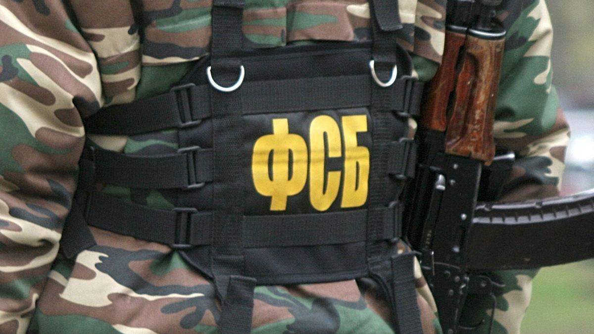 Силовики затримали історика Силовики затримали історика