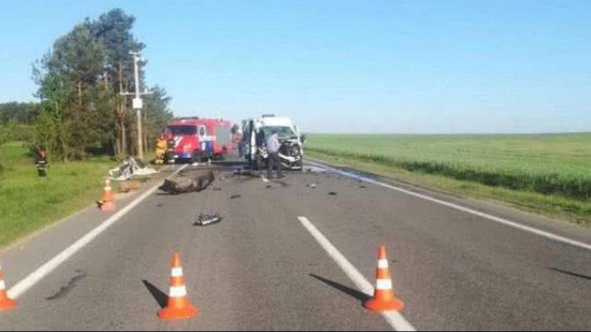 Смертельное ДТП с украинскими детьми в Беларуси: двое детей в тяжелом состоянии Смертельное ДТП с украинскими детьми в Беларуси: двое детей в тяжелом состоянии