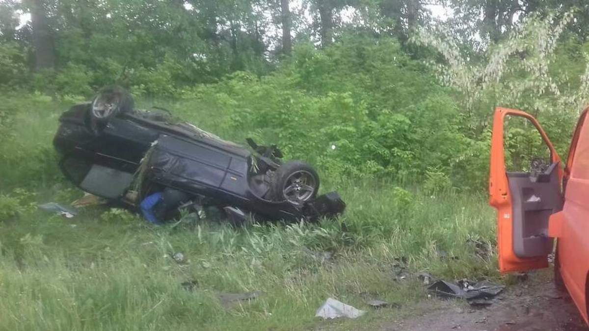 Моторошна ДТП, у якій загинула молода вагітна жінка, сталася на Сумщині Моторошна ДТП, у якій загинула молода вагітна жінка, сталася на Сумщині
