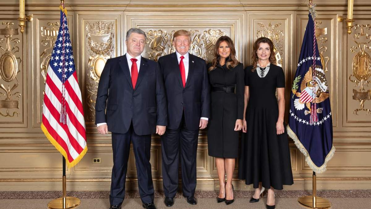 Порошенки зустрілись з Трампами у Нью-Йорку Порошенки зустрілись з Трампами у Нью-Йорку