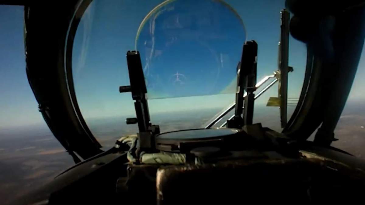 З'явилось відео збиття Мі-24 російського безпілотника З'явилось відео збиття Мі-24 російського безпілотника