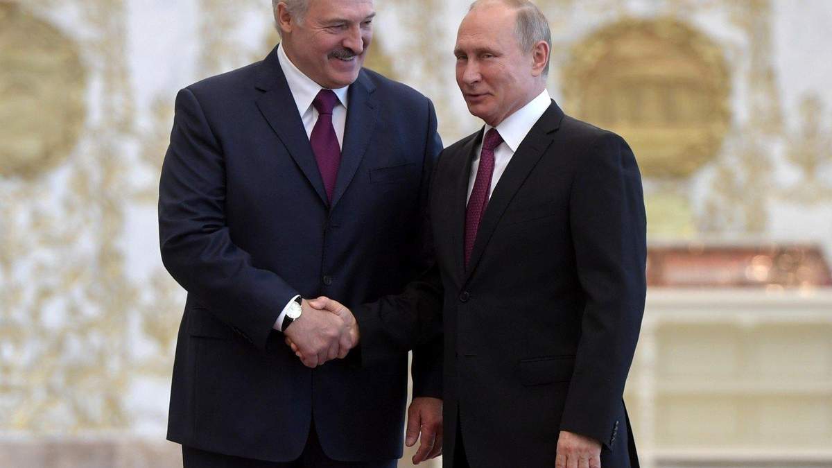 Лукашенко хоче, щоб посол Білорусі мав цілодобовий доступ до Путіна Лукашенко хоче, щоб посол Білорусі мав цілодобовий доступ до Путіна