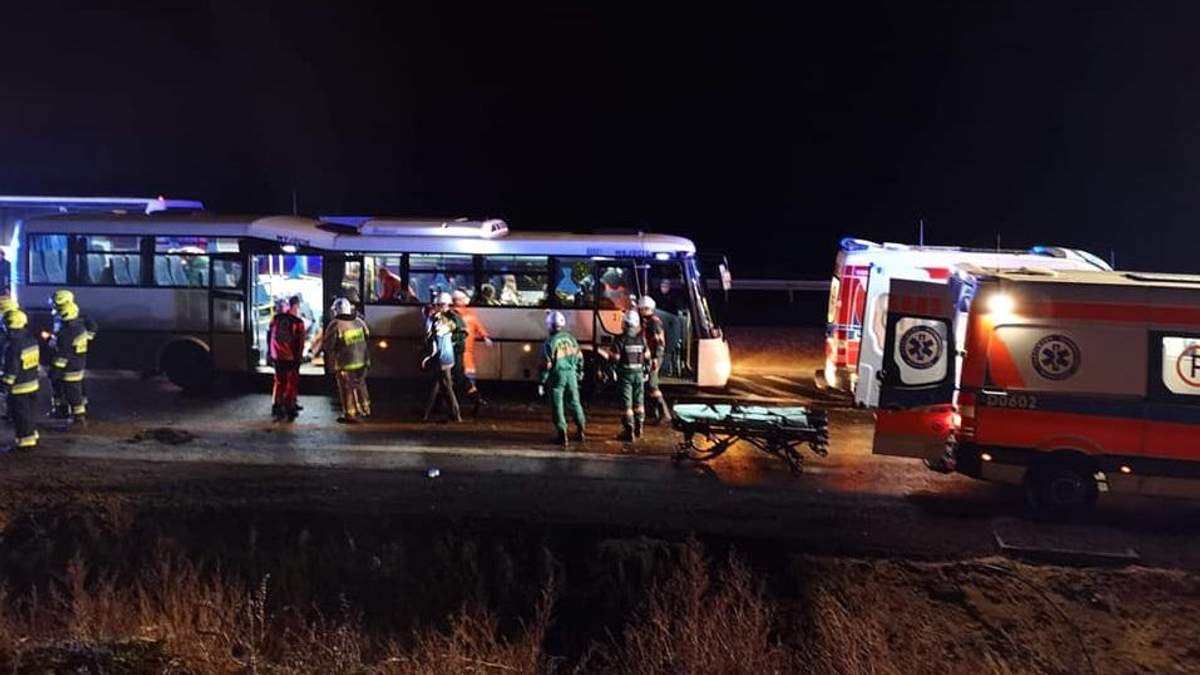 У Польщі сталася жахлива ДТП У Польщі сталася жахлива ДТП