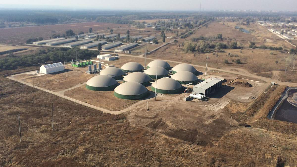 Биогазовоий комплекс по переработке органических отходов Биогазовоий комплекс по переработке органических отходов