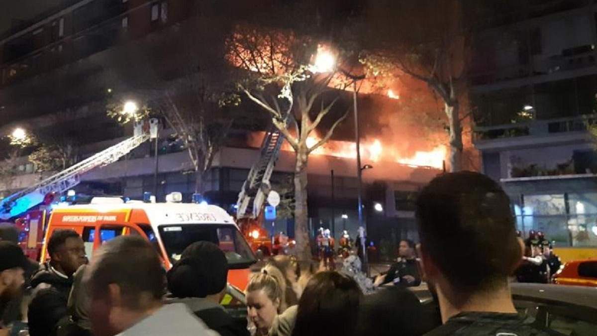 Пожежа у центрі Парижа Пожежа у центрі Парижа