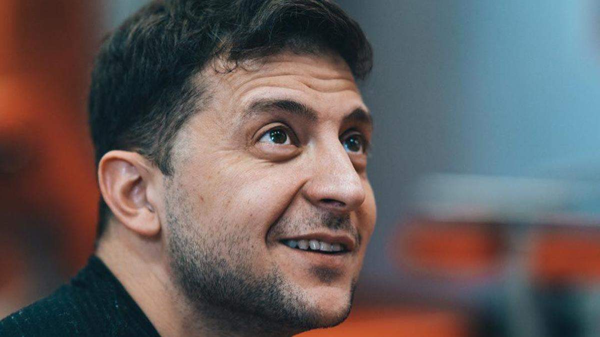 Зеленский рассказал, примет ли помощь Порошенко Зеленский рассказал, примет ли помощь Порошенко
