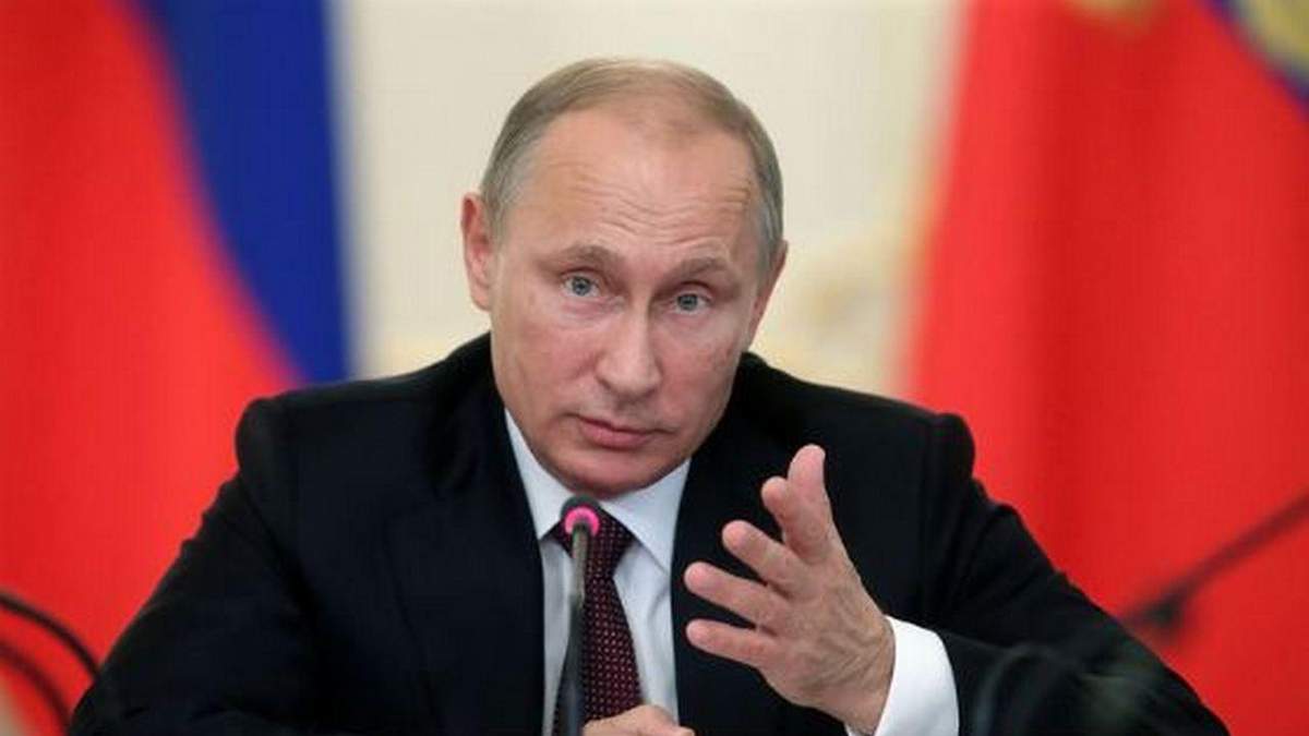 Розпорядження Путіна про видачу паспортів на Донбасі – це натяк на переговори, – експерт Розпорядження Путіна про видачу паспортів на Донбасі – це натяк на переговори, – експерт