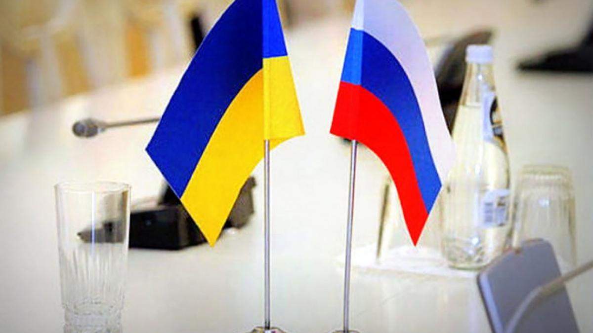 Кремль собирается упростить выдачу разрешений на проживание украинцам Кремль собирается упростить выдачу разрешений на проживание украинцам