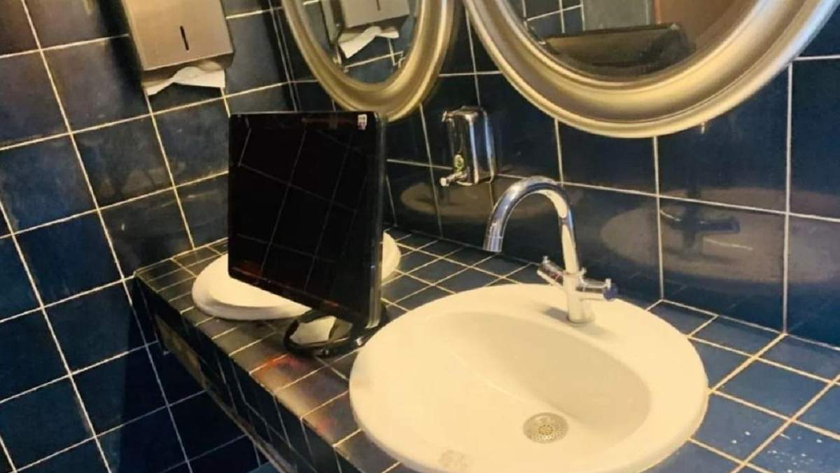 Редакцію російського опозиційного видання розтрощили Редакцію російського опозиційного видання розтрощили