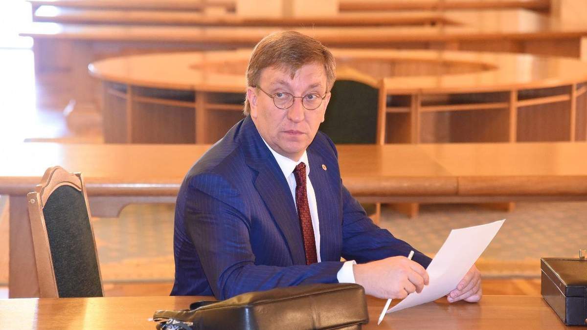 Владислав Бухарєв Владислав Бухарєв