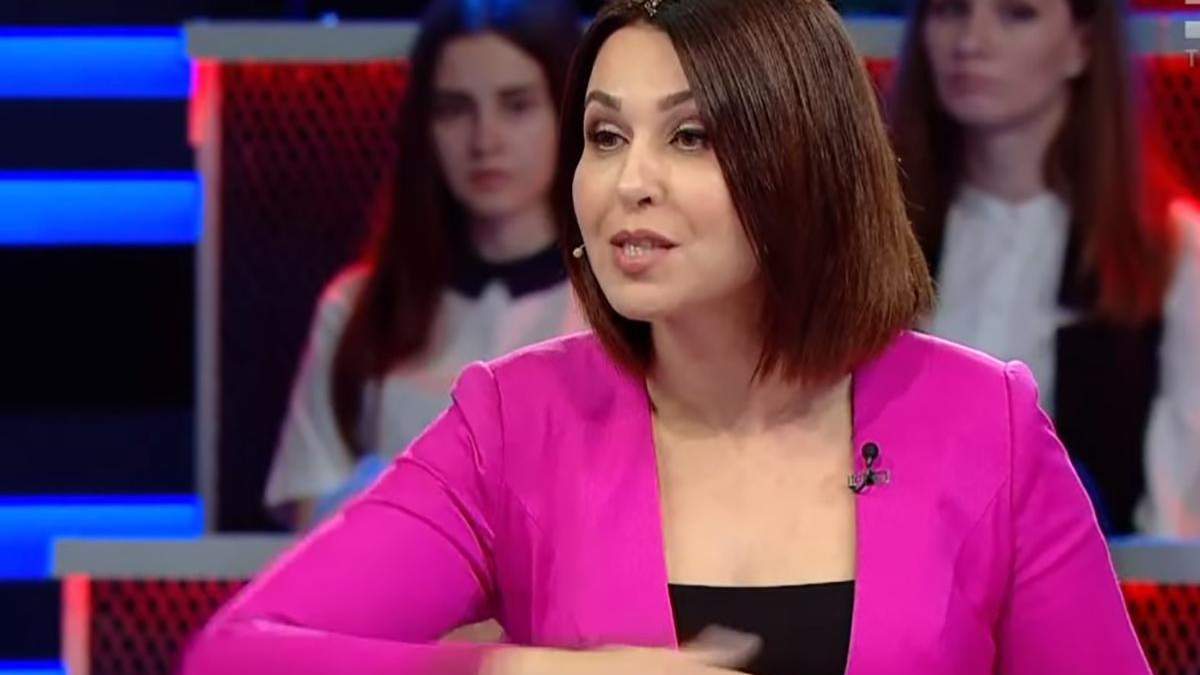 Журналістка Наталя Мосейчук влаштувала нову істерику в прямому ефірі Журналістка Наталя Мосейчук влаштувала нову істерику в прямому ефірі