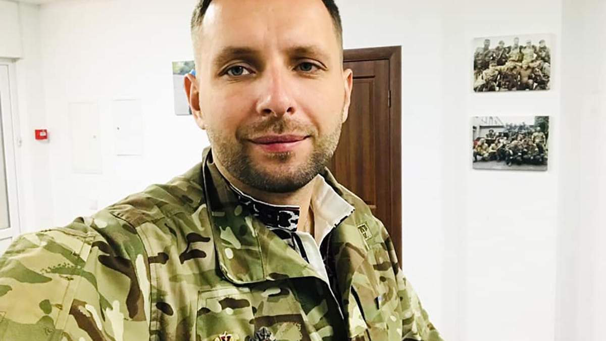 Парасюк буде судитися через відмову ЦВК реєструвати його кандидатом у нардепи Парасюк буде судитися через відмову ЦВК реєструвати його кандидатом у нардепи