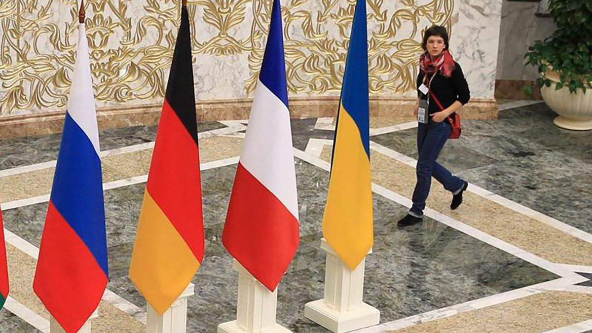 Появились подробности переговоров советников лидеров стран "нормандской четверки" Появились подробности переговоров советников лидеров стран "нормандской четверки"