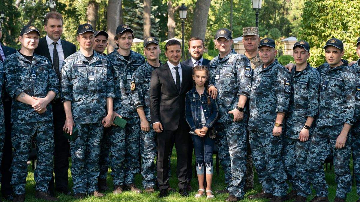 Звільнення з полону моряки планують відгуляти весілля в Україні Звільнення з полону моряки планують відгуляти весілля в Україні