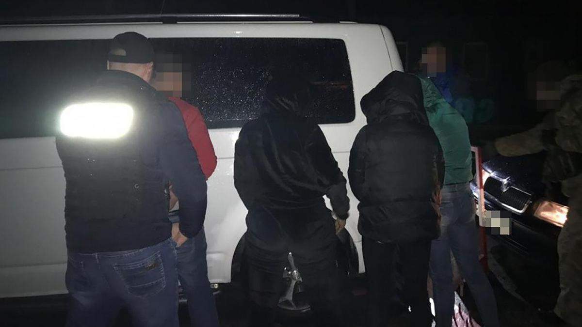 Жінка відправляла українок до московських борделів Жінка відправляла українок до московських борделів