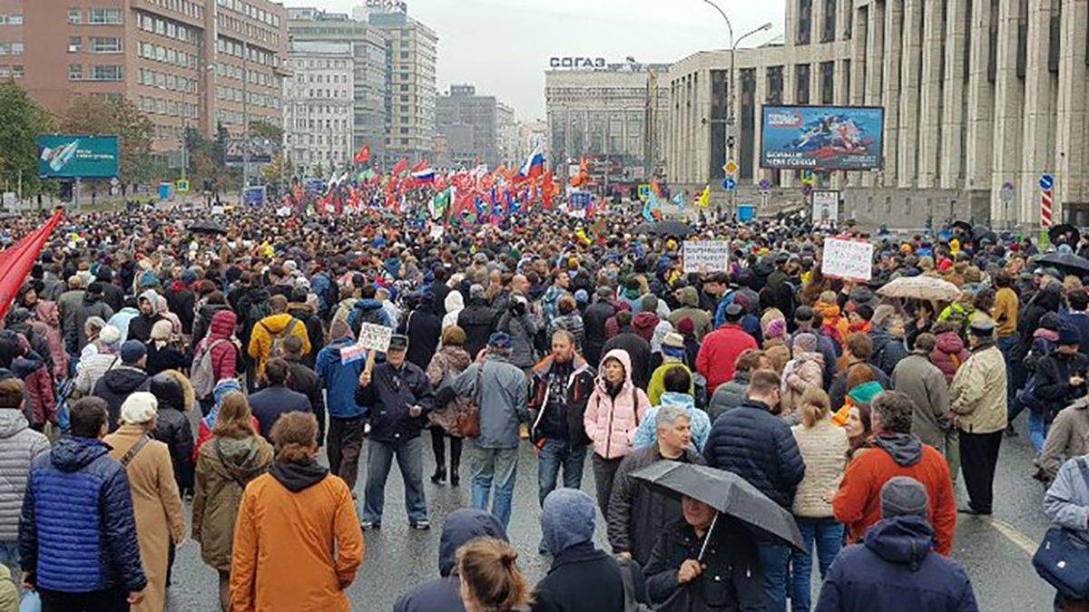 Мітинг у Москві з вимогою звільнити всіх політв'язнів Мітинг у Москві з вимогою звільнити всіх політв'язнів