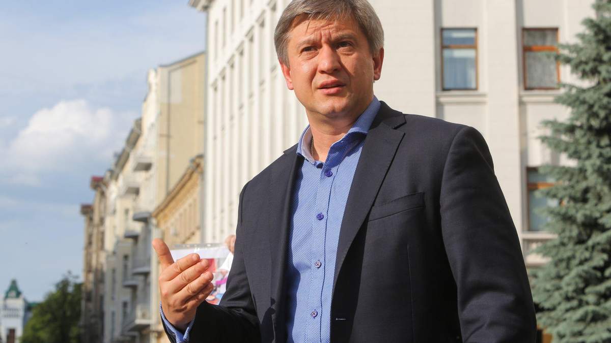 Зеленський підписав указ про звільнення Данилюка Зеленський підписав указ про звільнення Данилюка