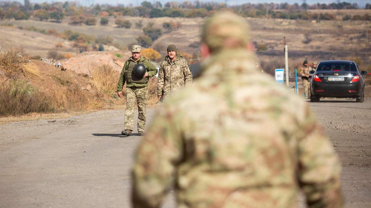 Разведение войск в Золотом отложили, – Офис Зеленского Разведение войск в Золотом отложили, – Офис Зеленского