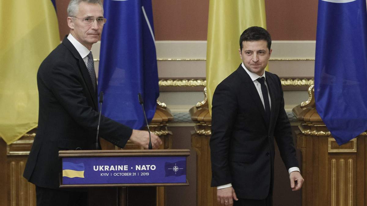 Стосунки України та НАТО – тривалі й складні Стосунки України та НАТО – тривалі й складні
