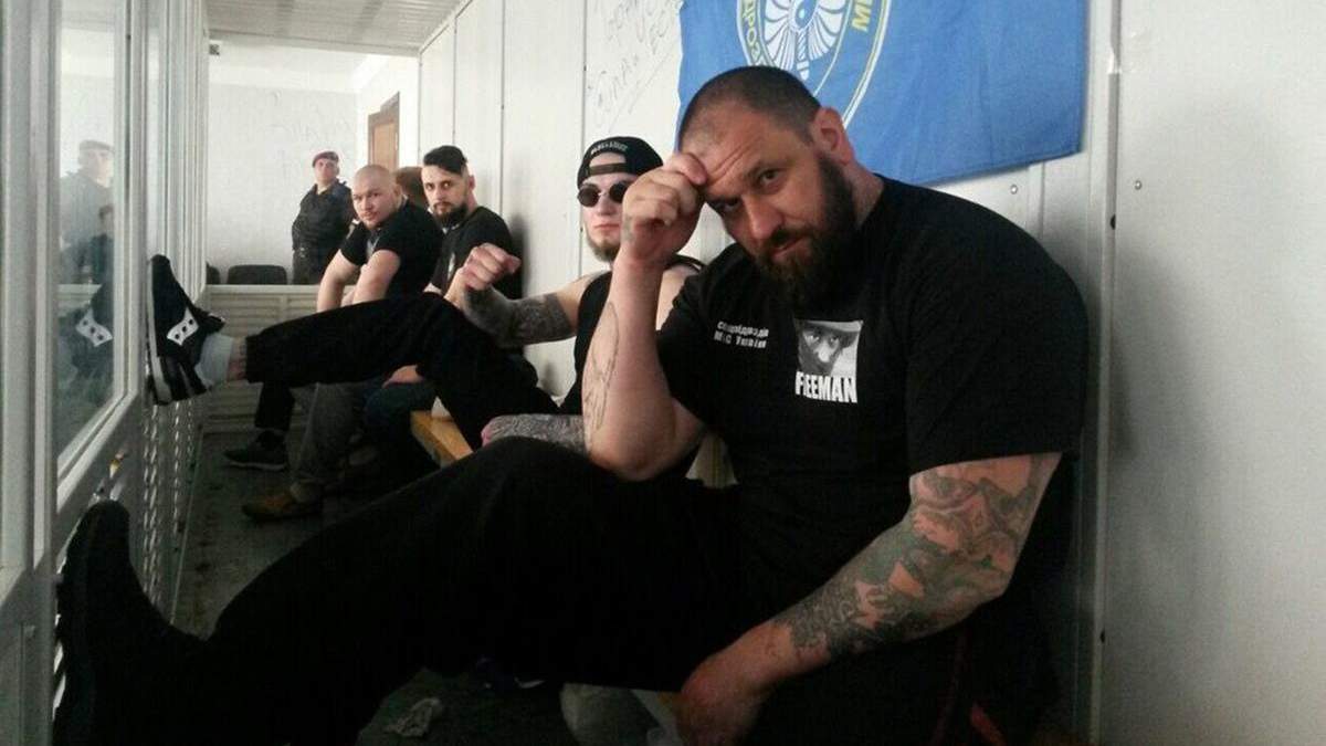 Апеляційний суд лишив за ґратами "торнадівців", засуджених за катування Апеляційний суд лишив за ґратами "торнадівців", засуджених за катування