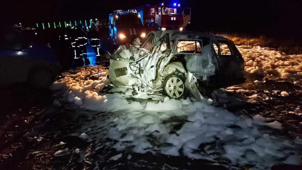 Авария произошла вблизи Черновцов Авария произошла вблизи Черновцов