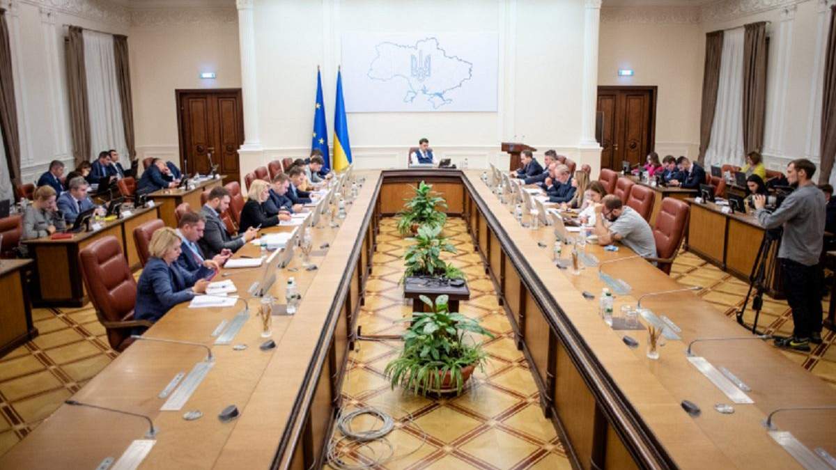 Україна надаватиме громадянство іноземцям, яких переслідують через захист її суверенітету, – Кабмін Україна надаватиме громадянство іноземцям, яких переслідують через захист її суверенітету, – Кабмін