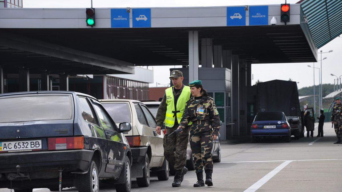 Черги на кордоні з Польщею сьогодні – яка ситуація на зараз Черги на кордоні з Польщею сьогодні – яка ситуація на зараз