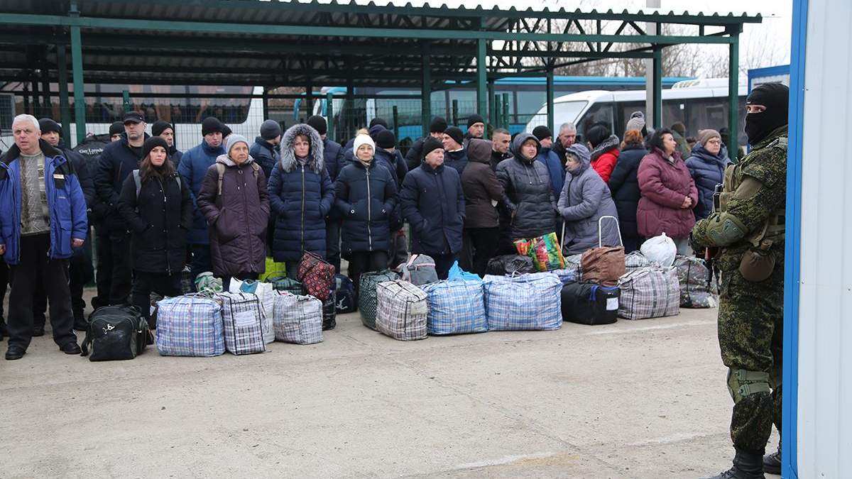 Більшість звільнених з полону українців не мають житла Більшість звільнених з полону українців не мають житла