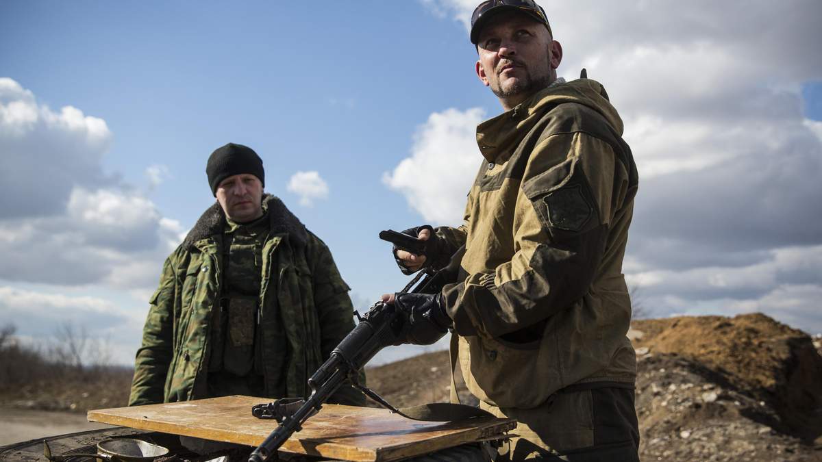 Бойовики не допустили місію ОБСЄ до місця зберігання озброєння Бойовики не допустили місію ОБСЄ до місця зберігання озброєння