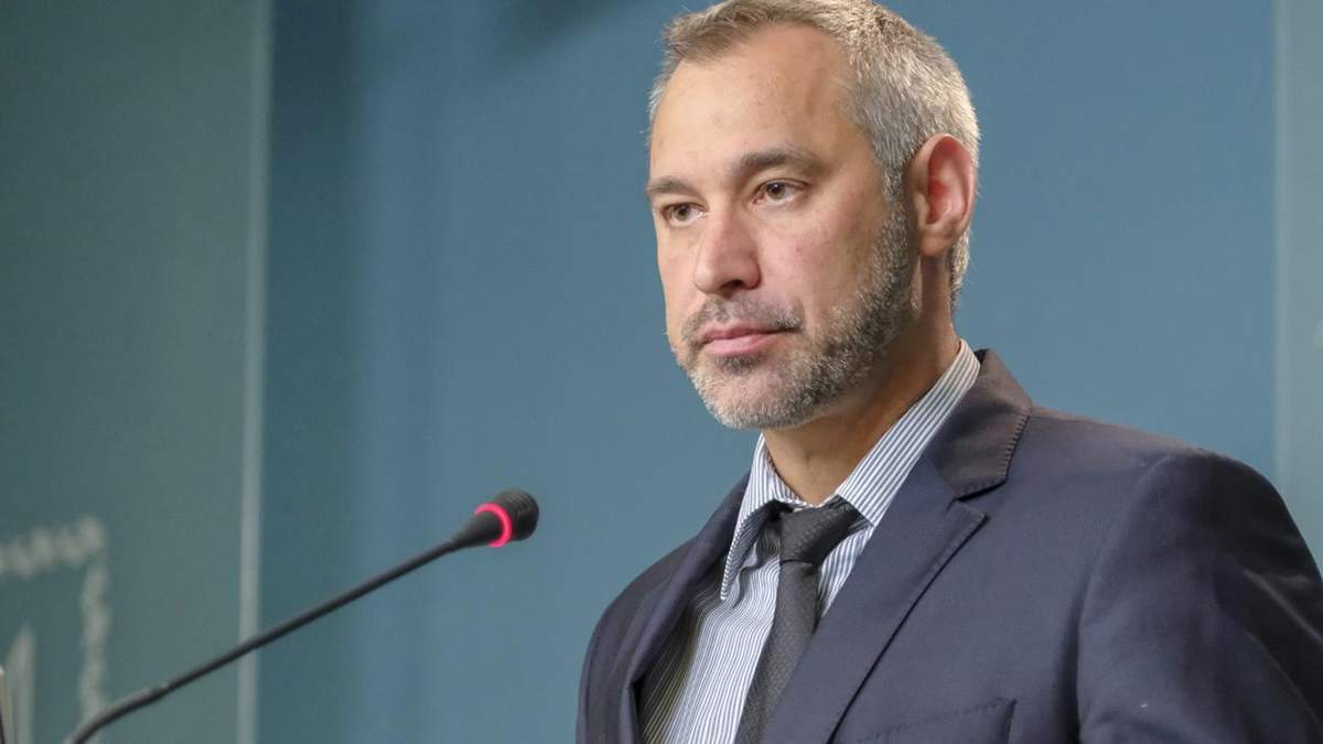 Протести у Каховці – Рябошапка призначив своїх прокурорів для розслідування вбивства Протести у Каховці – Рябошапка призначив своїх прокурорів для розслідування вбивства
