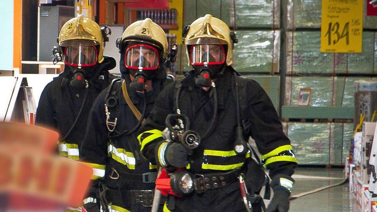 Рятувальники Дніпропетровщині привітали українців з Різдвом колядкою-застереженням Рятувальники Дніпропетровщині привітали українців з Різдвом колядкою-застереженням