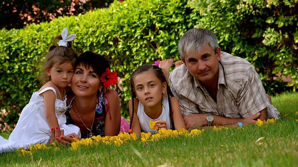 Володимир Гапоненко із сім'єю Володимир Гапоненко із сім'єю
