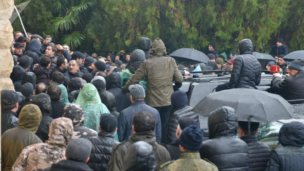 Протести в Абхазії Протести в Абхазії