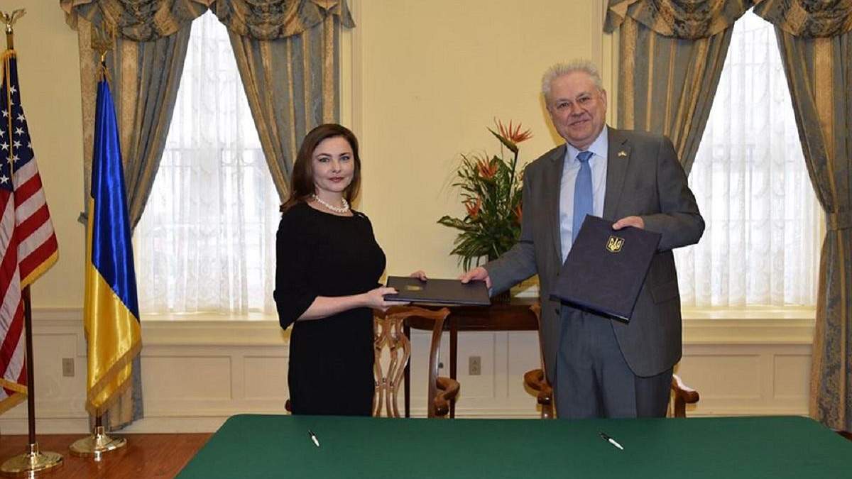 Активістка Ірина Мазур очолила консульство України у Філадельфії Активістка Ірина Мазур очолила консульство України у Філадельфії