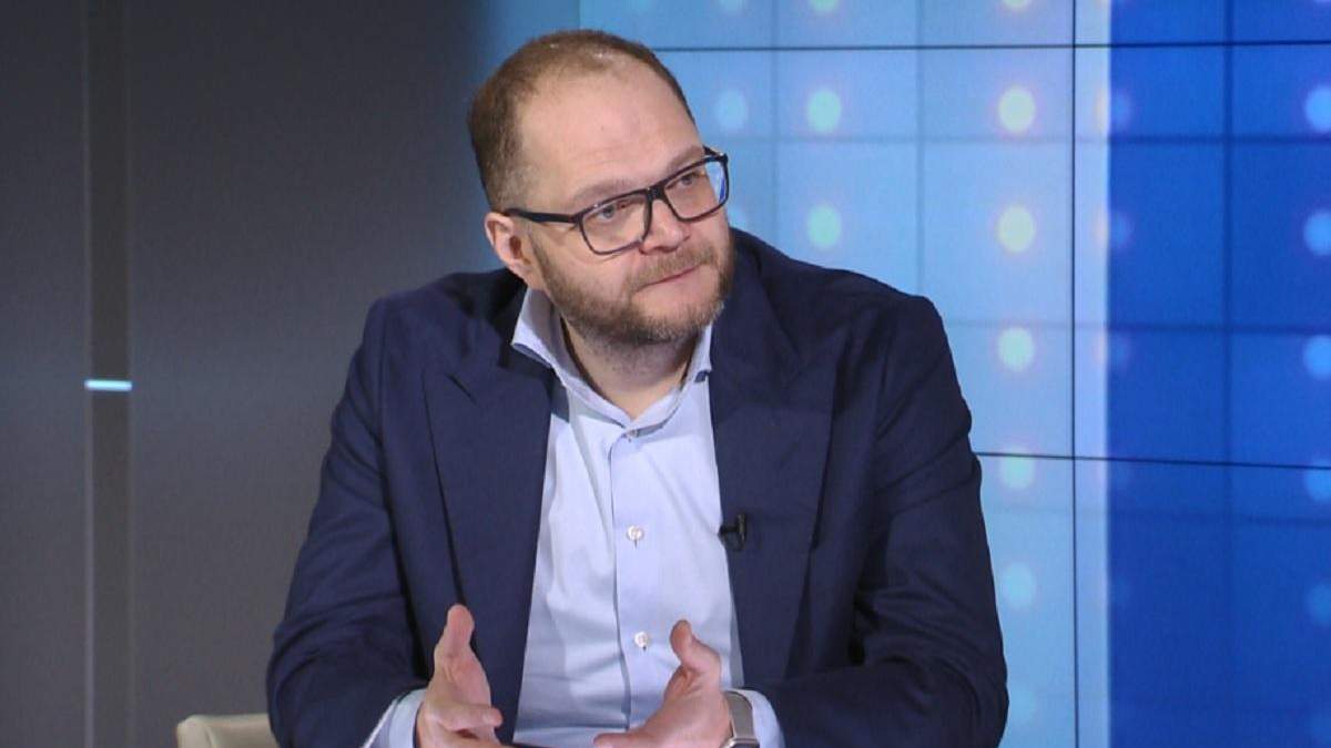Керівники Мінкультури отримали сотні тисяч гривень зарплати у грудні Керівники Мінкультури отримали сотні тисяч гривень зарплати у грудні