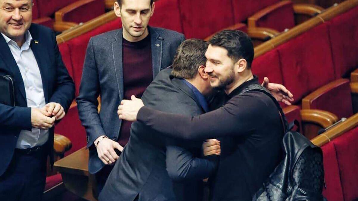 Роман Іванісов прийшов до Верховної Ради Роман Іванісов прийшов до Верховної Ради