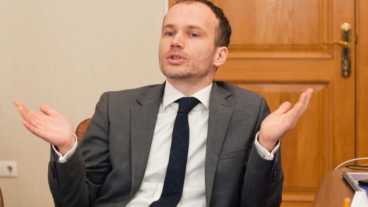 Малюська пояснив необхідність великої зарплати міністра Малюська пояснив необхідність великої зарплати міністра