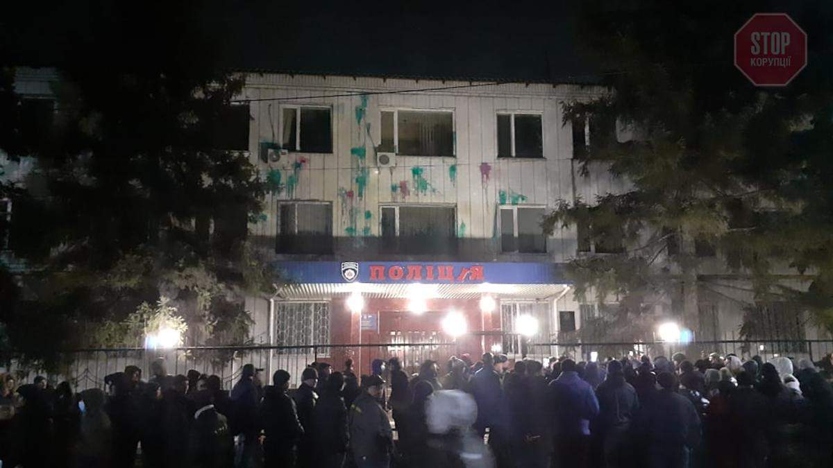 Вбивство у Каховц: ДБР повідомило поліцейському про підозру у приховуванні злочину Вбивство у Каховц: ДБР повідомило поліцейському про підозру у приховуванні злочину