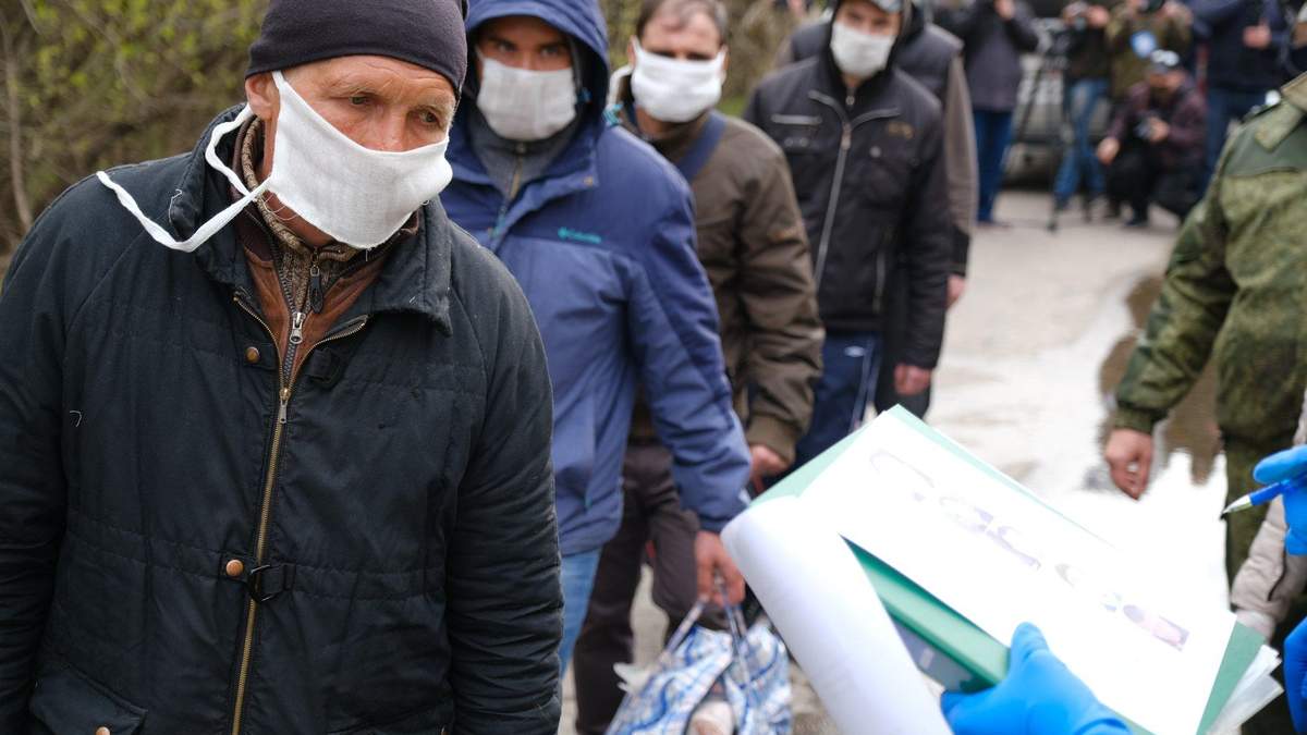 Обмін полоненими 16 квітня 2020 – фото та відео обміну Обмін полоненими 16 квітня 2020 – фото та відео обміну