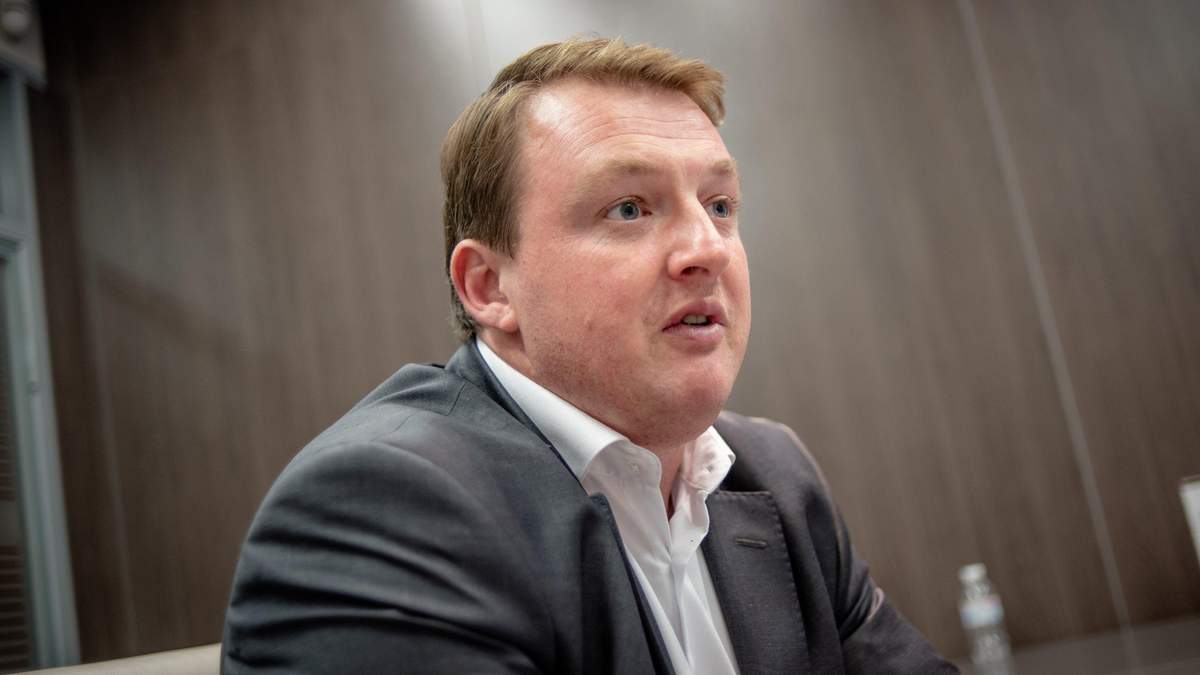 Інвестиційний банкір Сергій Фурса Інвестиційний банкір Сергій Фурса