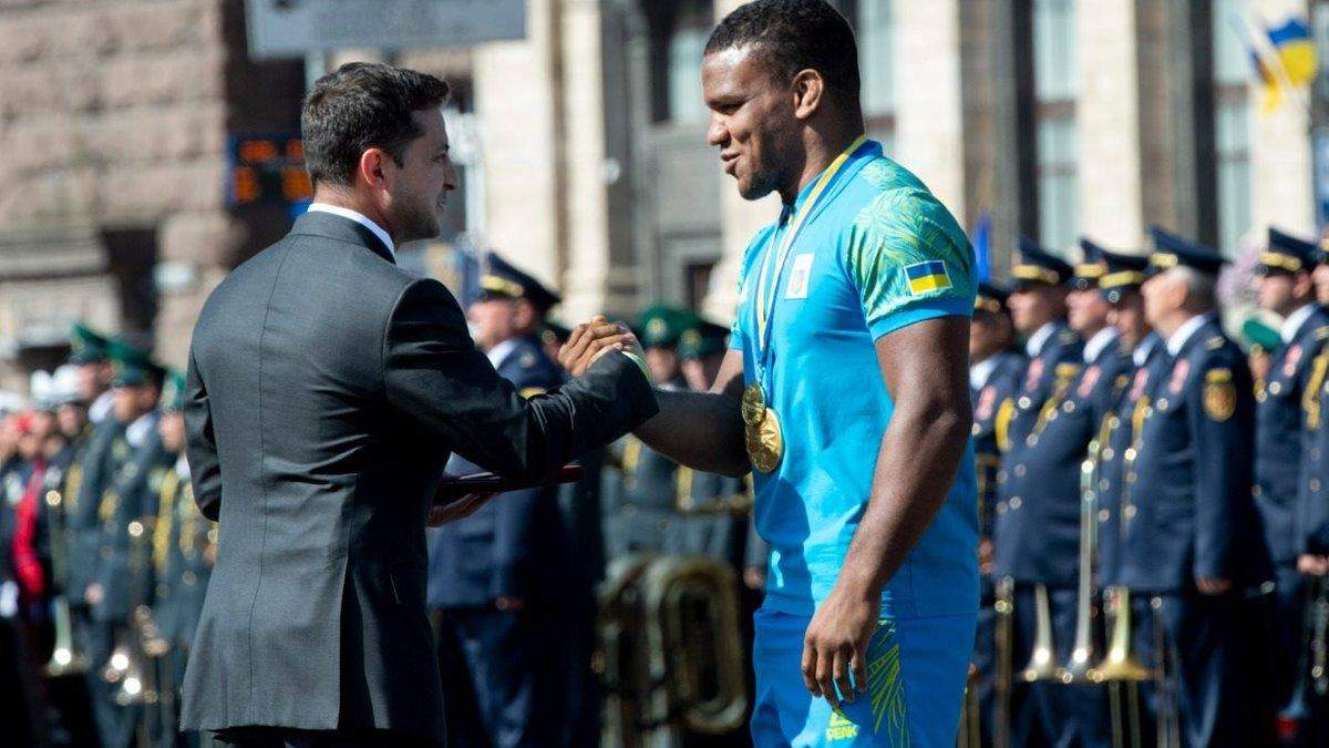Володимир Зеленський і Жан Беленюк Володимир Зеленський і Жан Беленюк