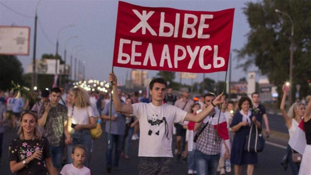 У Білорусі майже сотня політв'язнів: їх вимагають звільнити У Білорусі майже сотня політв'язнів: їх вимагають звільнити