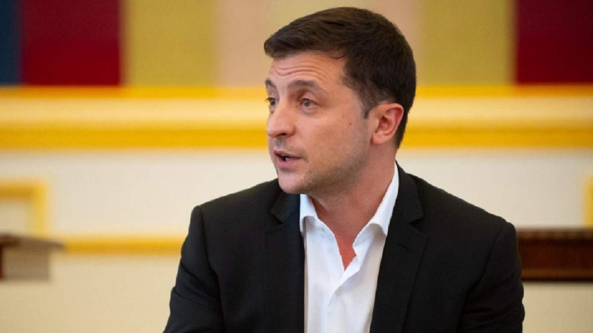 Зеленський прокоментував падіння свого рейтингу Зеленський прокоментував падіння свого рейтингу