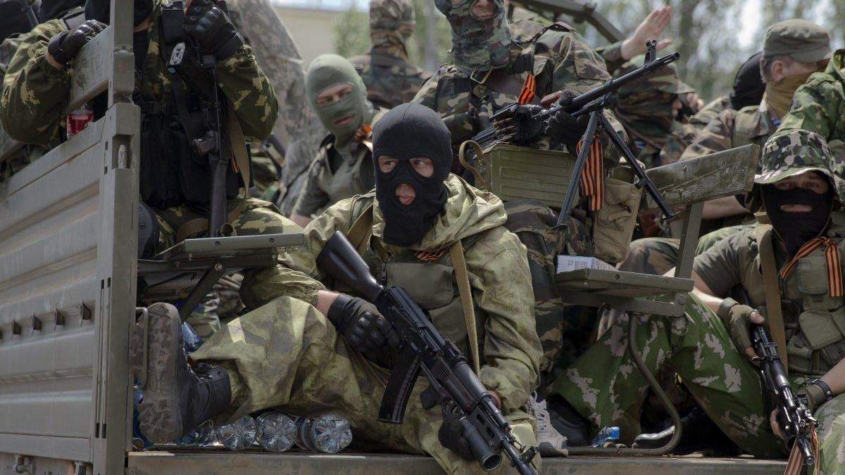 Окупанти проводять на Донбасі збори резервістів Окупанти проводять на Донбасі збори резервістів