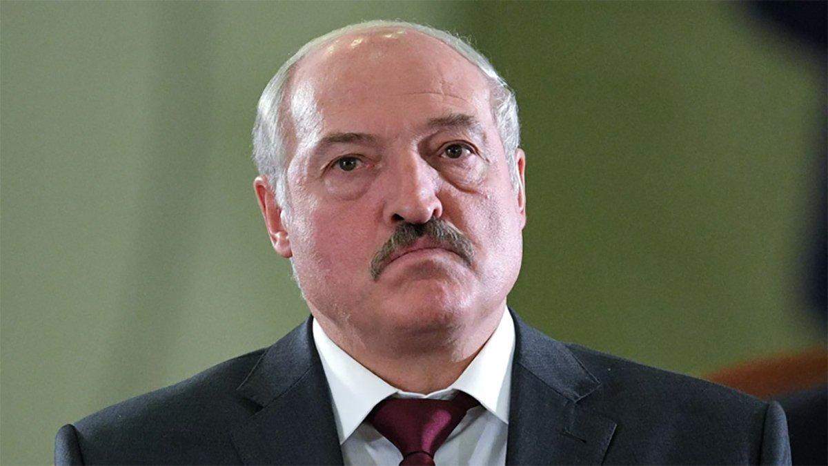 Лукашенко очень низко пал в глазах мирового сообщества Лукашенко очень низко пал в глазах мирового сообщества