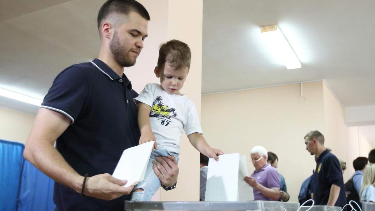 В Офісі Президента розкрили деталі всеукраїнського опитування В Офісі Президента розкрили деталі всеукраїнського опитування