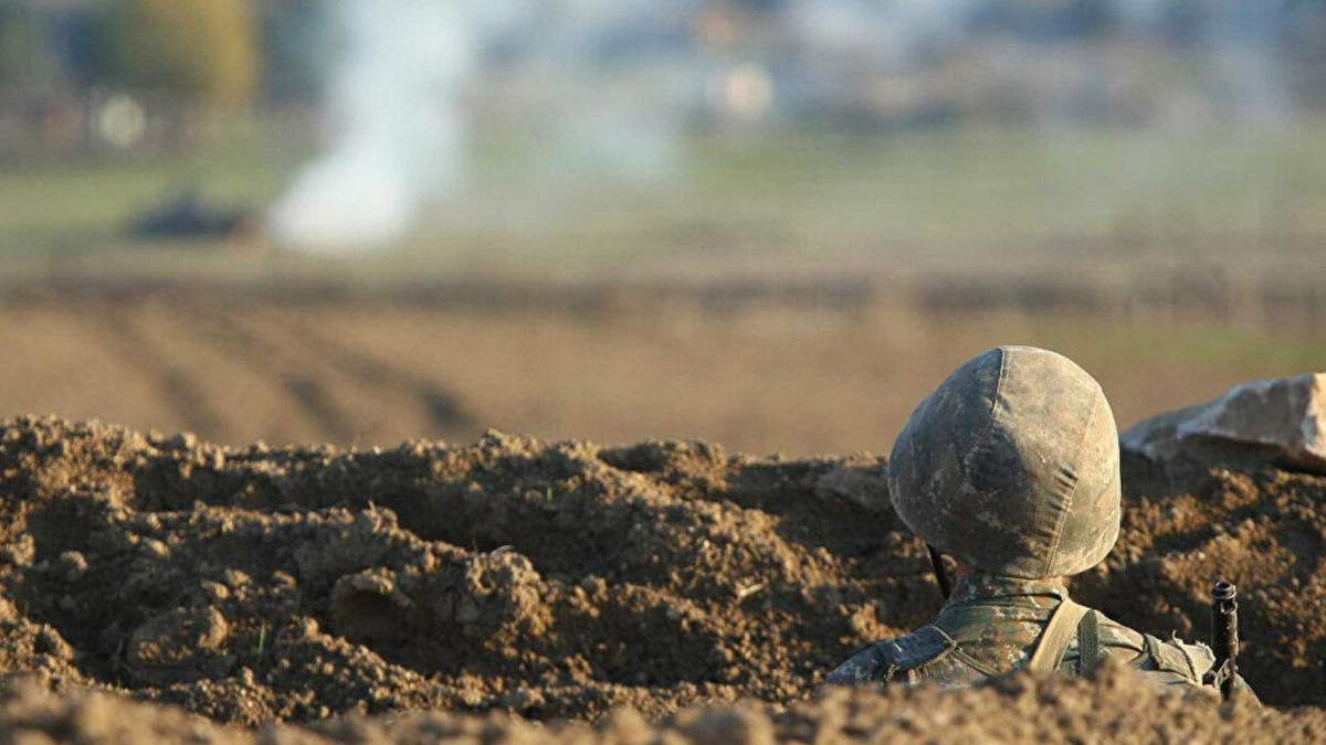 Армянская армия отступает в Нагорном Карабахе Армянская армия отступает в Нагорном Карабахе