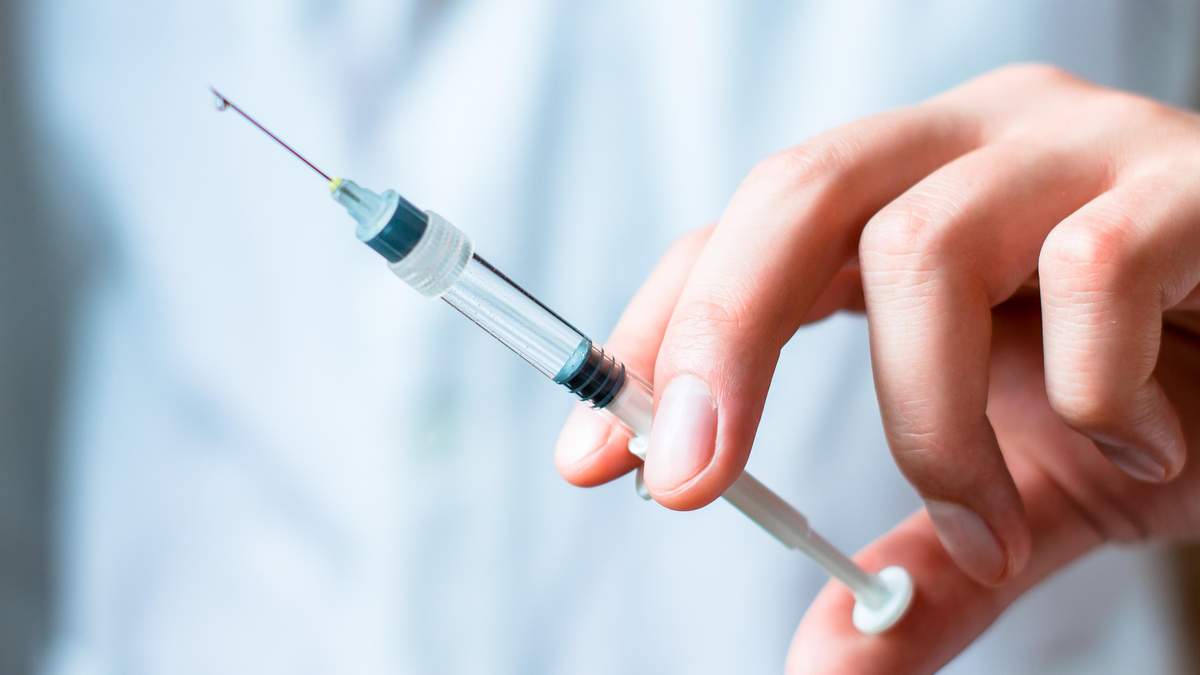 У Вінниці, попри виділені на COVID-19 кошти, змушували пацієнтів купувати ліки самим У Вінниці, попри виділені на COVID-19 кошти, змушували пацієнтів купувати ліки самим